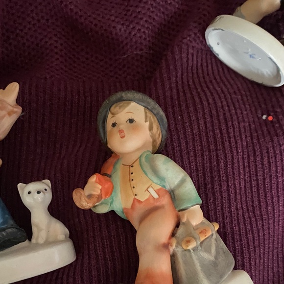 Set of Vintage Figurines - Picture 13 of 13